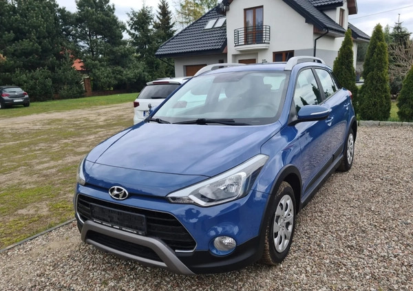 Hyundai i20 cena 43800 przebieg: 143000, rok produkcji 2016 z Kielce małe 154